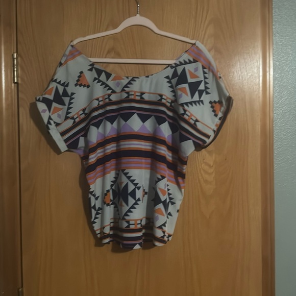 Tops - Aztec women’s shirt size medium